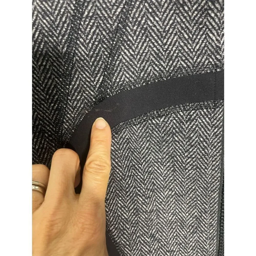 Lululemon Heathered Herringbone Heathered Deep Coal Black sweatshirt